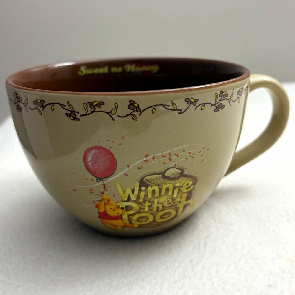 Disney Store Winnie The Pooh Sweet As Honey Oversized 20 Oz Ceramic Soup Mug